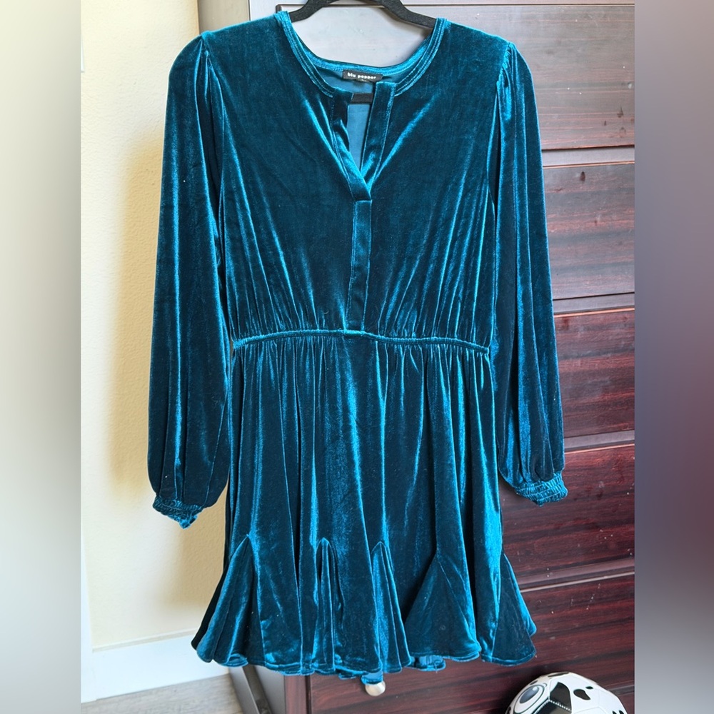 Blu Pepper Teal Velvet Long-Sleeve Dress
